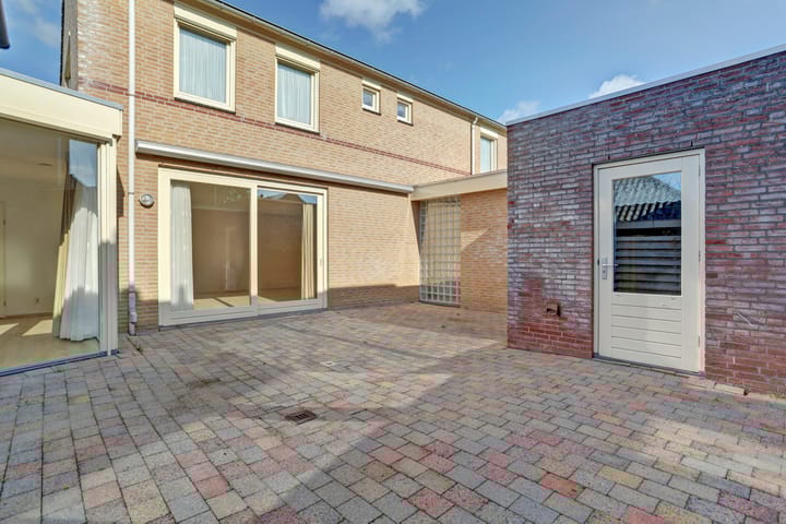 Foto 27 van Beatrixstraat 13