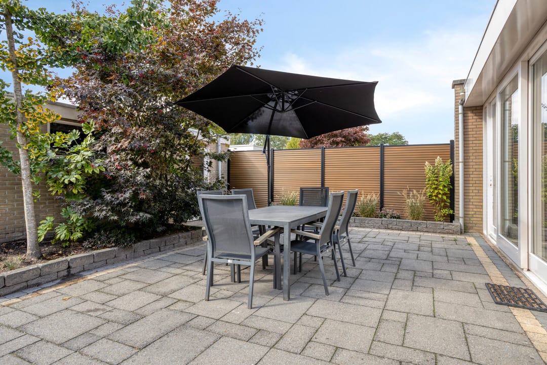 Foto 38 van Clematislaan 28