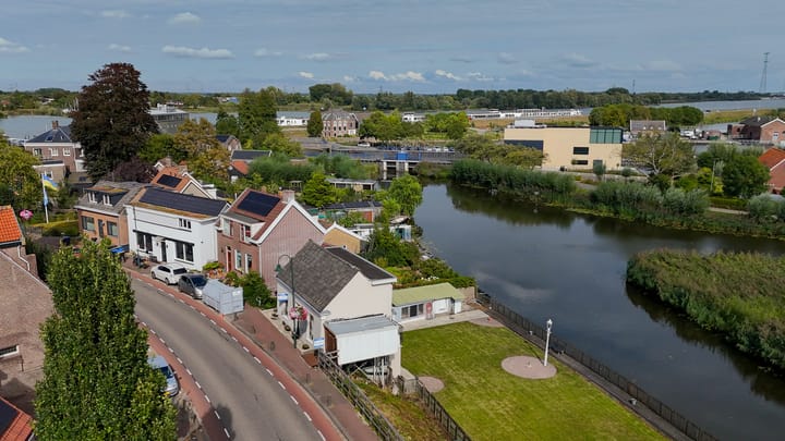 Foto 38 van Molenstraat 180