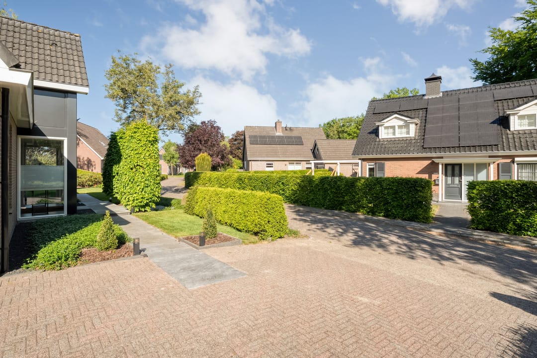 Photo 68 of Bossemaat 14