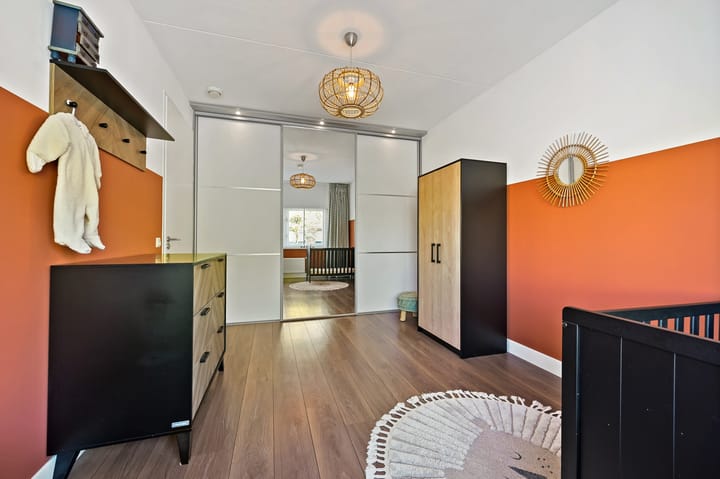 Photo 38 of Juttepeer 32