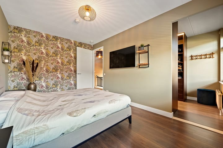 Photo 45 of Juttepeer 32