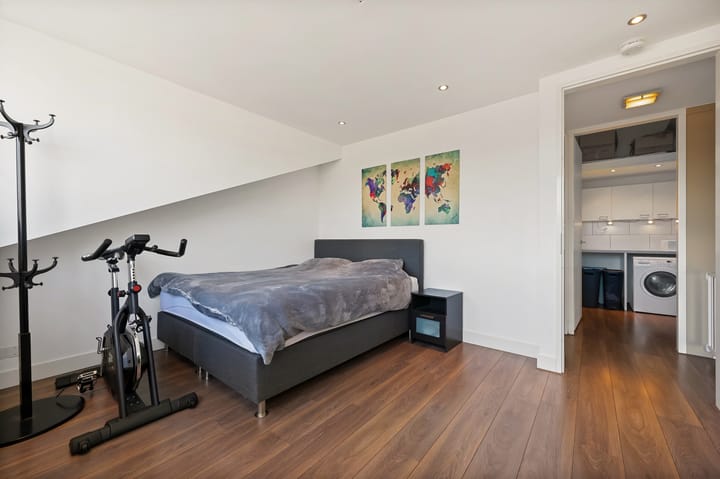 Photo 51 of Juttepeer 32