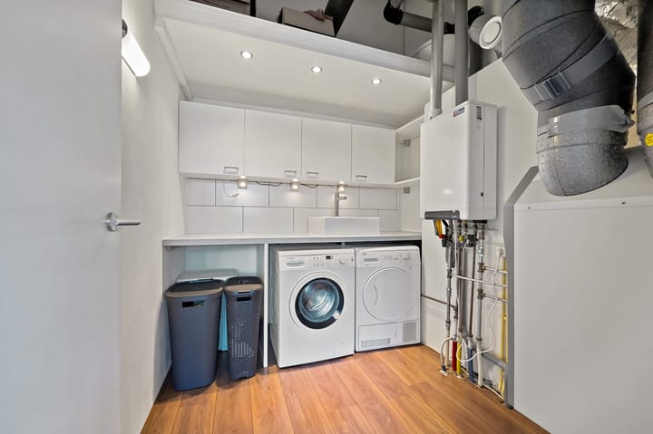 Photo 54 of Juttepeer 32