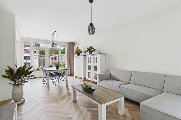 Foto 3 van Madame Curiestraat 36