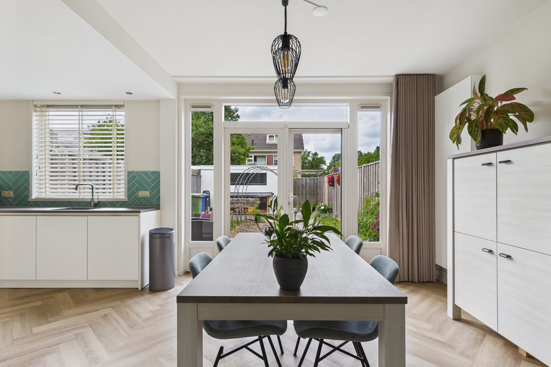 Foto 16 van Madame Curiestraat 36