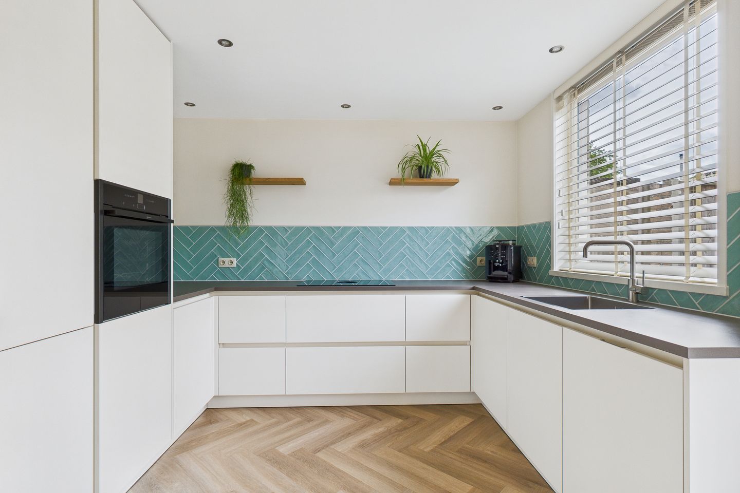 Foto 20 van Madame Curiestraat 36