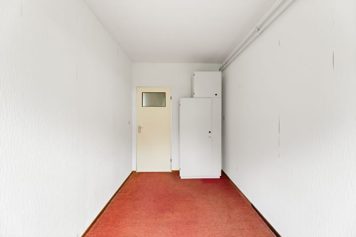 Photo 24 of Amstelstraat 97