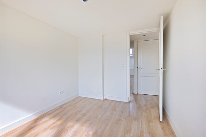 Foto 7 van Kanaalstraat 3-4