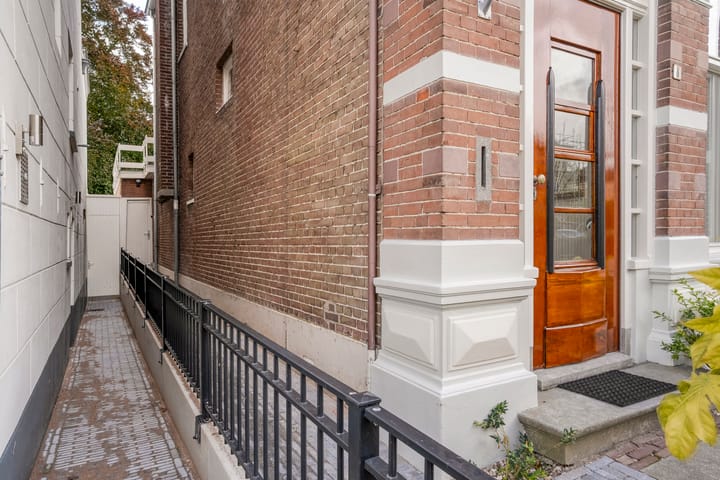 Photo 13 of Stationsweg 8