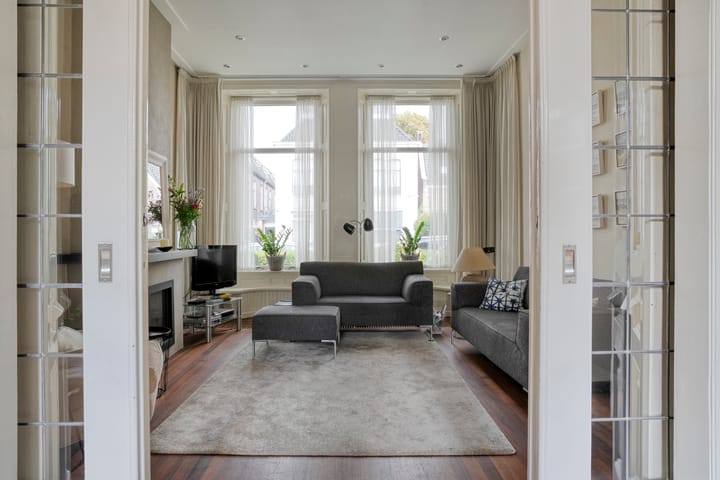 Photo 18 of Stationsweg 8