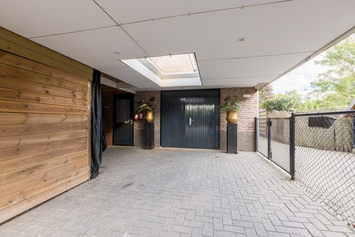 Photo 4 of Broekstraat 2