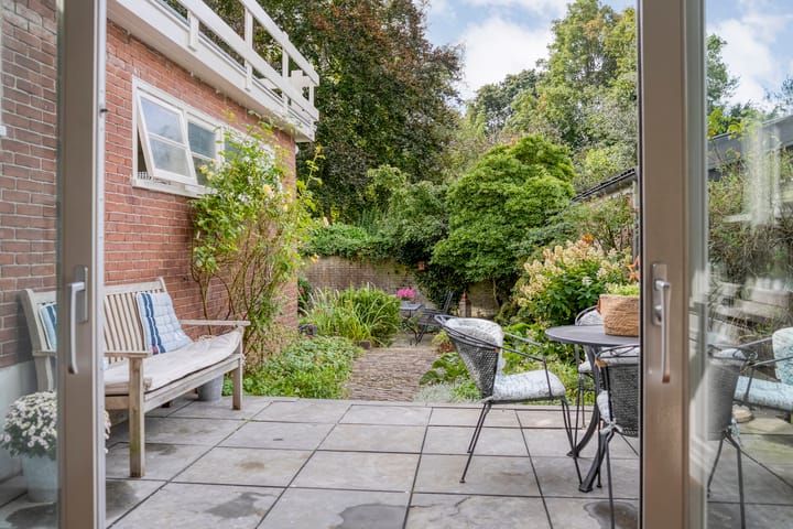 Photo 22 of Stationsweg 8