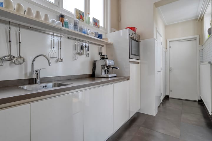 Photo 26 of Stationsweg 8