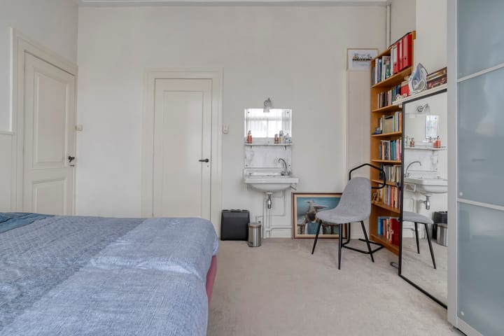 Photo 35 of Stationsweg 8