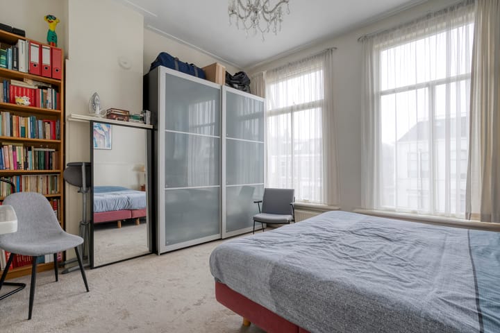 Photo 36 of Stationsweg 8