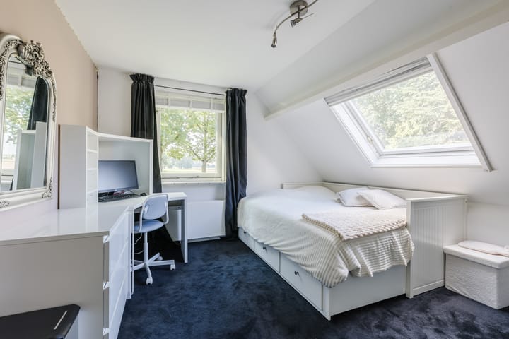 Photo 25 of Broekstraat 2