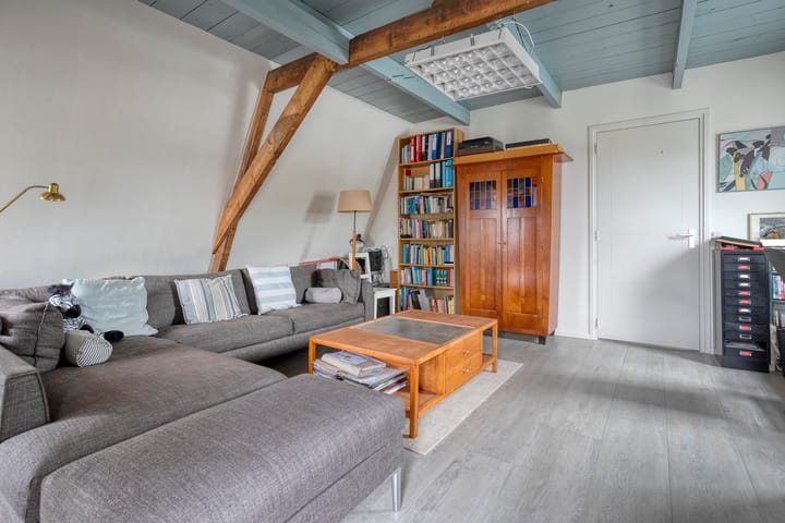 Photo 47 of Stationsweg 8