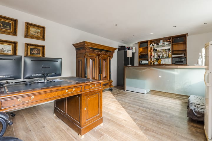 Photo 32 of Broekstraat 2