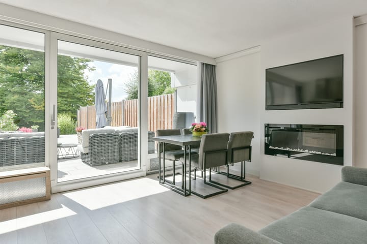 Photo 4 of Bieslook 24