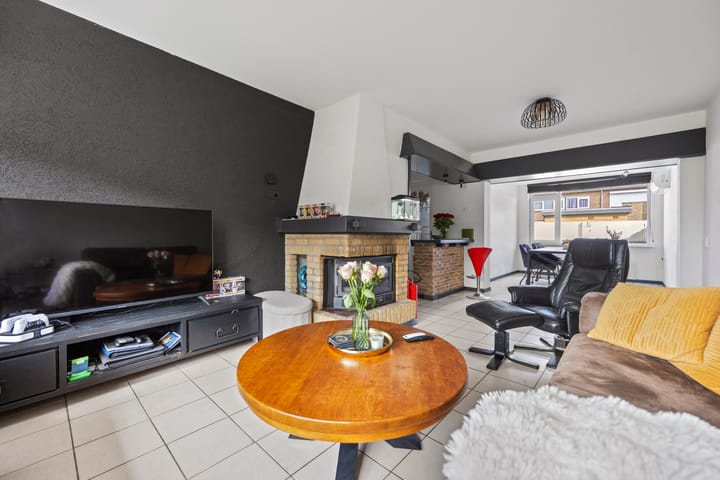 Photo 11 of Petuniastraat 30