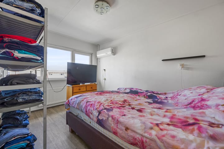 Photo 15 of Petuniastraat 30