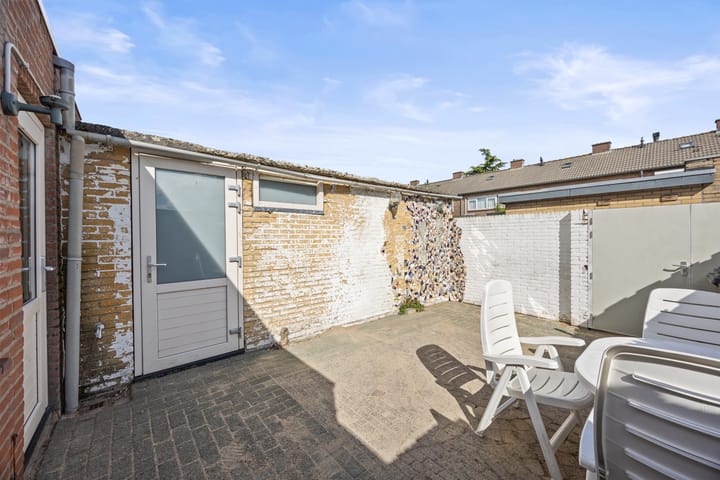 Photo 27 of Petuniastraat 30