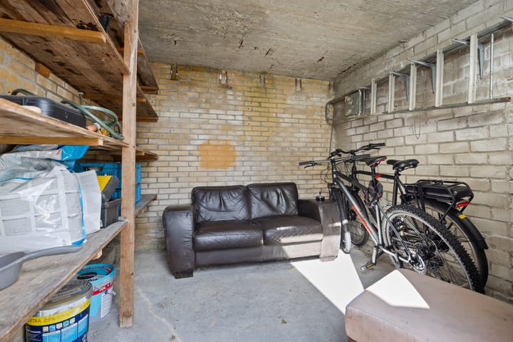 Photo 28 of Petuniastraat 30