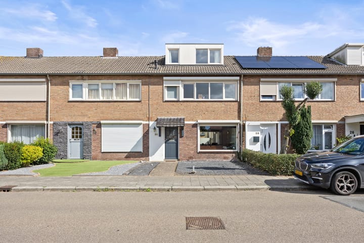 Photo 29 of Petuniastraat 30