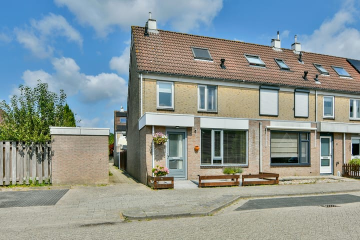 Photo 1 of Zandbos 16