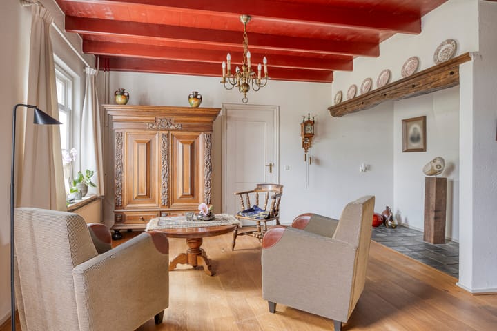 Foto 16 van Middenweg 8