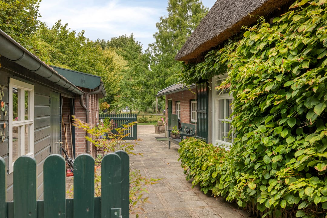 Foto 37 van Middenweg 8