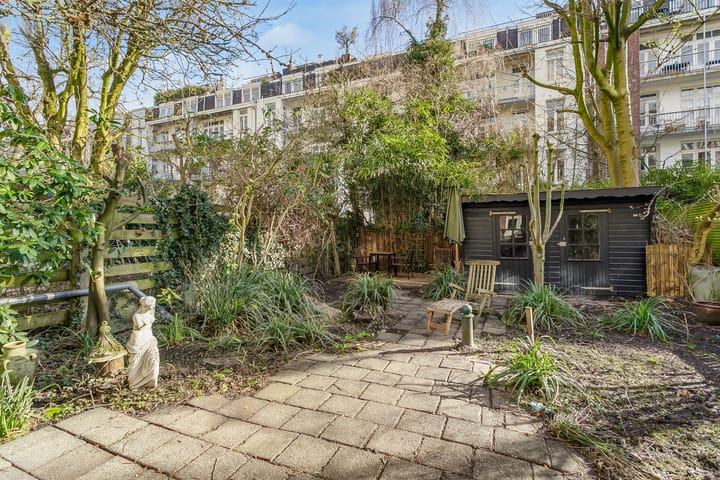 Photo 21 of Admiraal De Ruijterweg 126-H