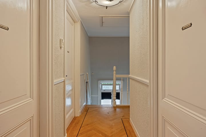 Foto 15 van Burglaan 45