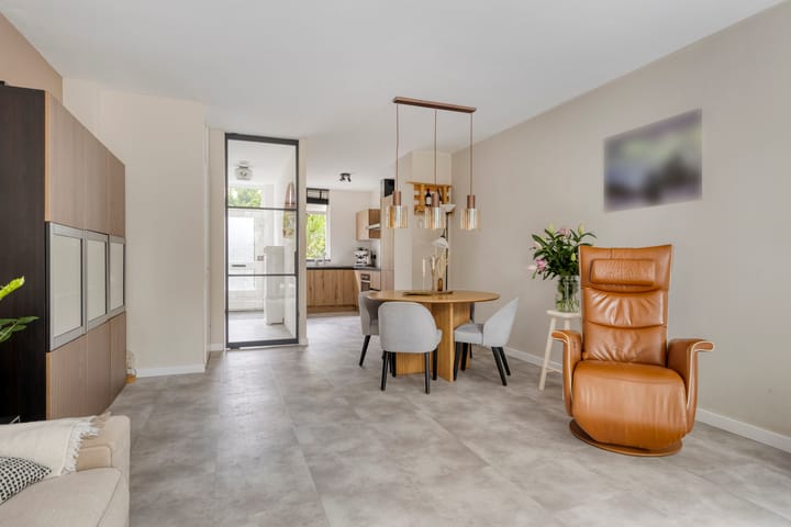 Photo 4 of Schelluinenstraat 24