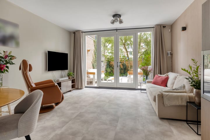 Photo 2 of Schelluinenstraat 24