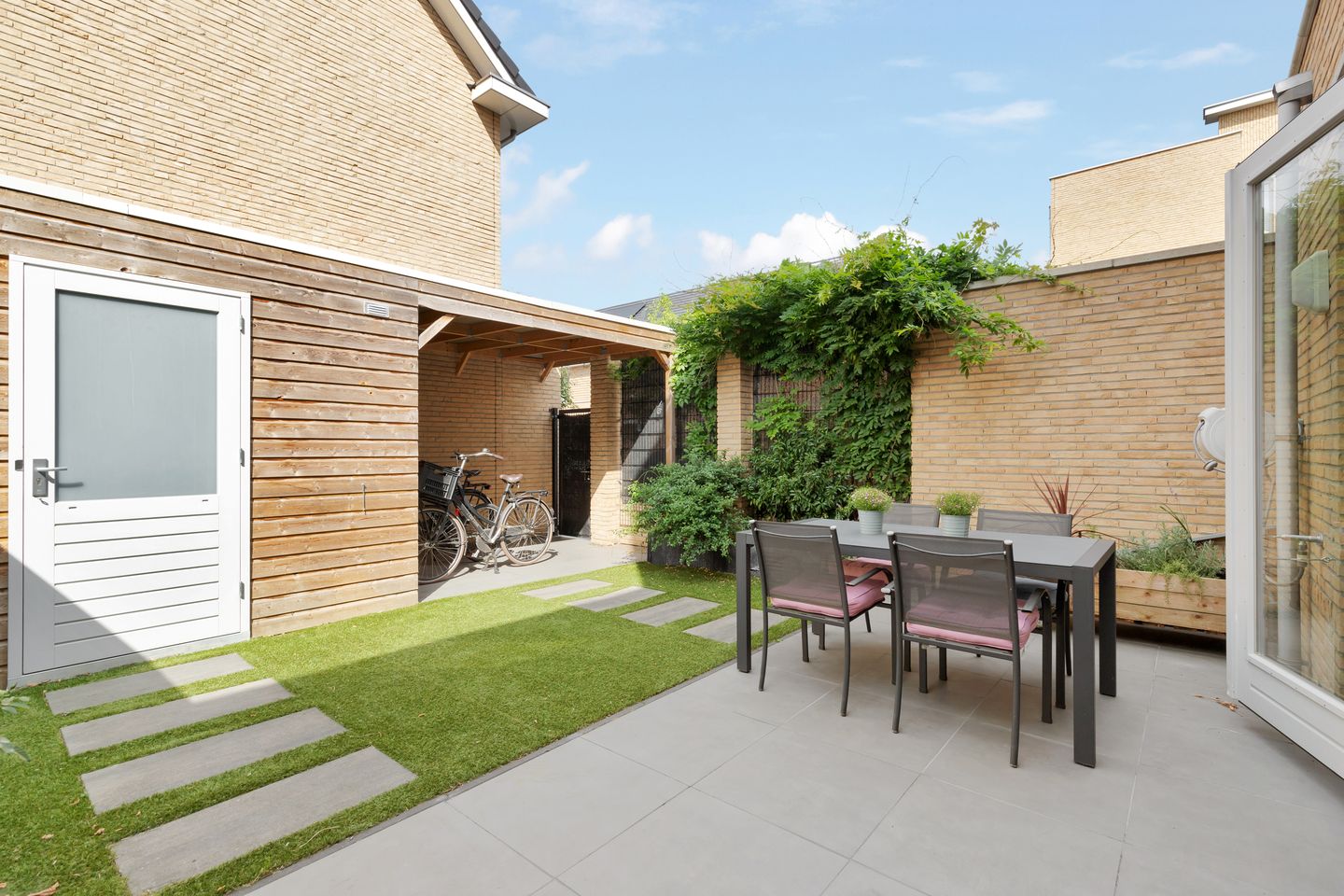 Foto 14 van Plantenkasstraat 26