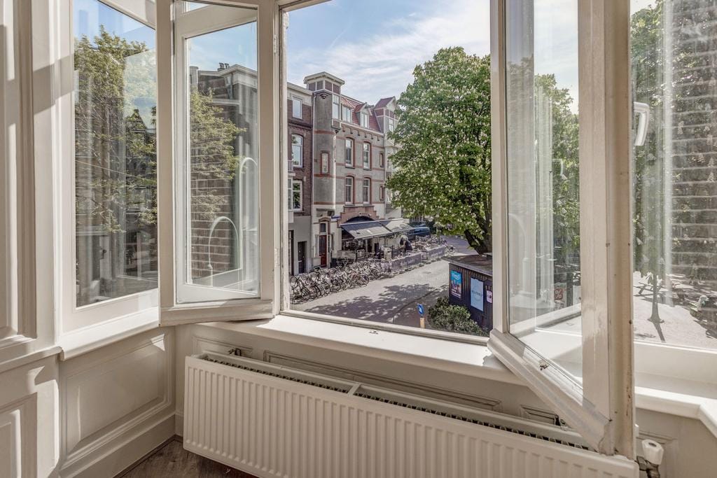 Foto 6 van Cornelis Schuytstraat 44-1