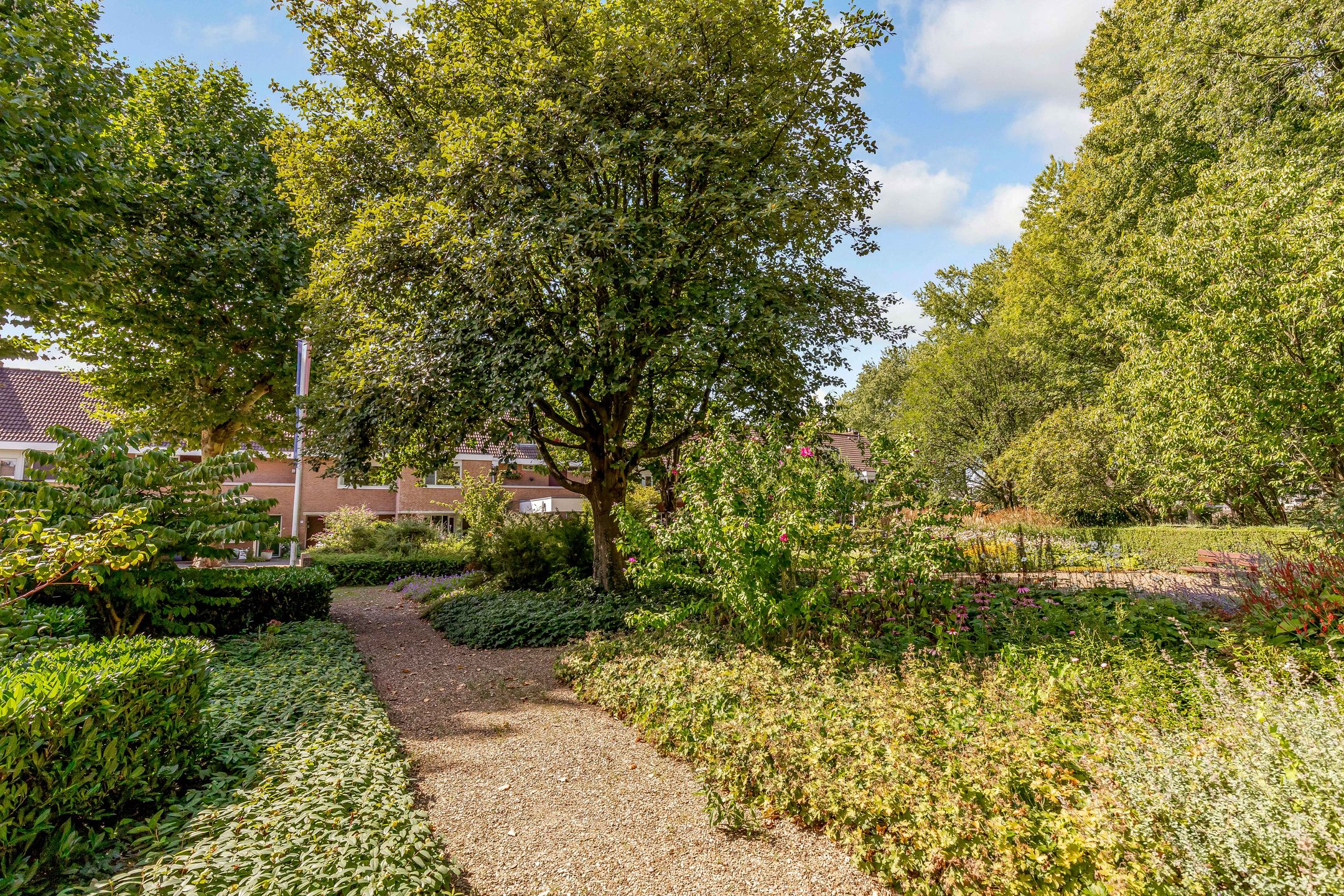 Foto 45 van J F Kennedylaan 93