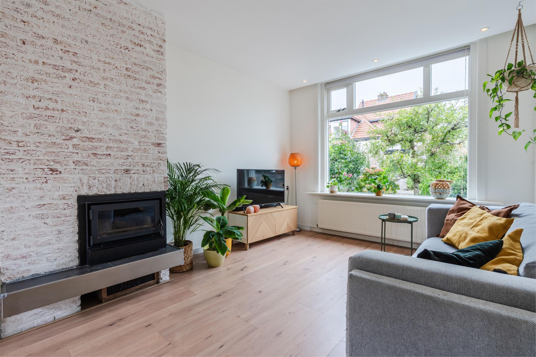 Photo 15 of Meidoornstraat 19