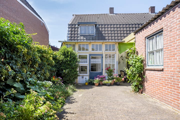 Photo 24 of Kapelstraat 7