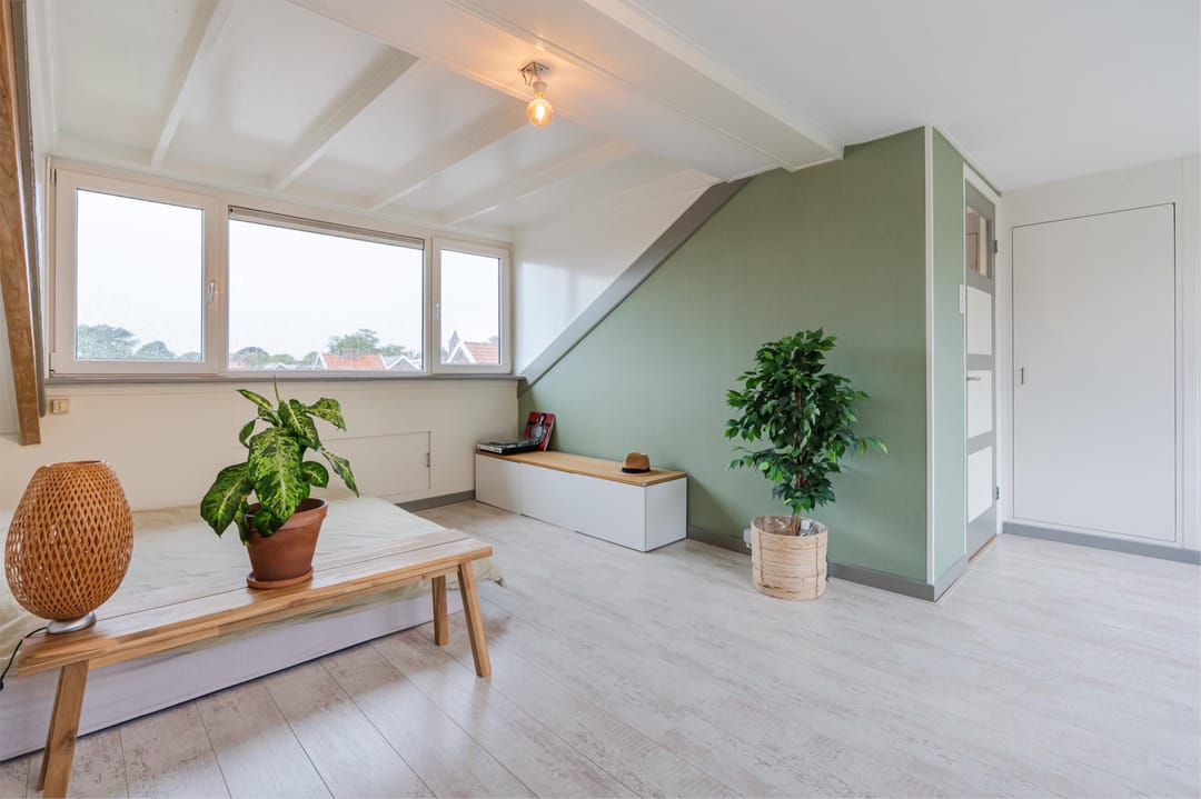 Photo 32 of Meidoornstraat 19