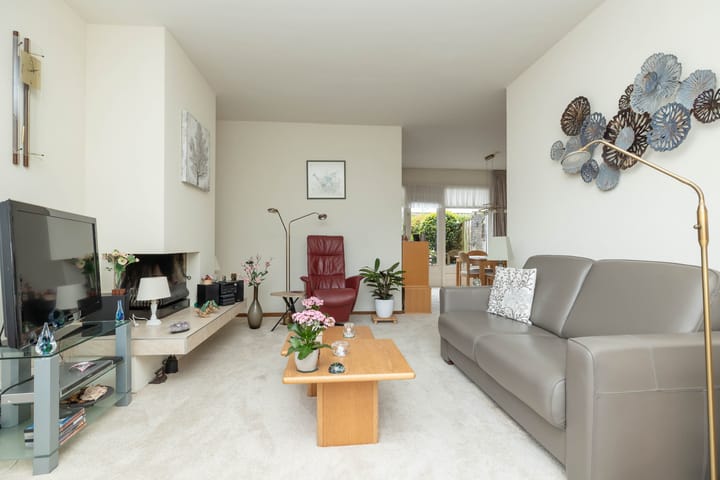 Foto 3 van Leeuweriklaan 28