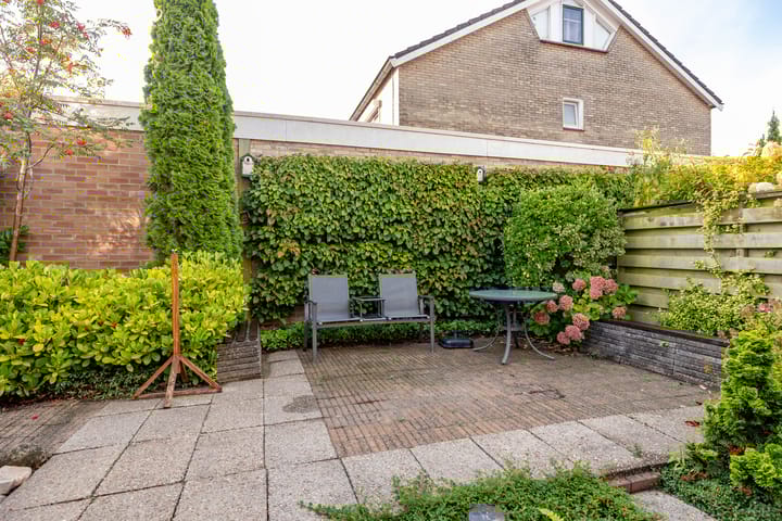 Foto 50 van Leeuweriklaan 28