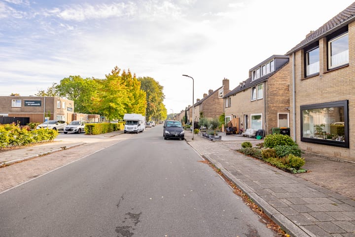 Foto 60 van Leeuweriklaan 28