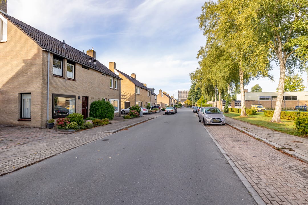 Foto 61 van Leeuweriklaan 28