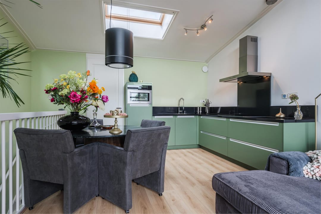 Photo 11 of Burgemeester de Voogtlaan 142