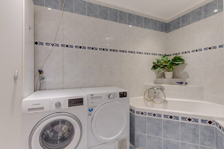 Photo 22 of Lambert Doomerstraat 57