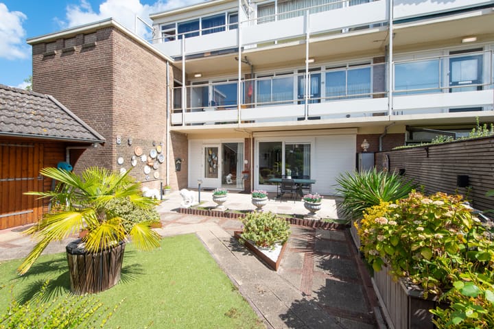 Photo 31 of Lambert Doomerstraat 57