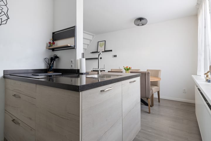 Photo 18 of Duiventoren 197